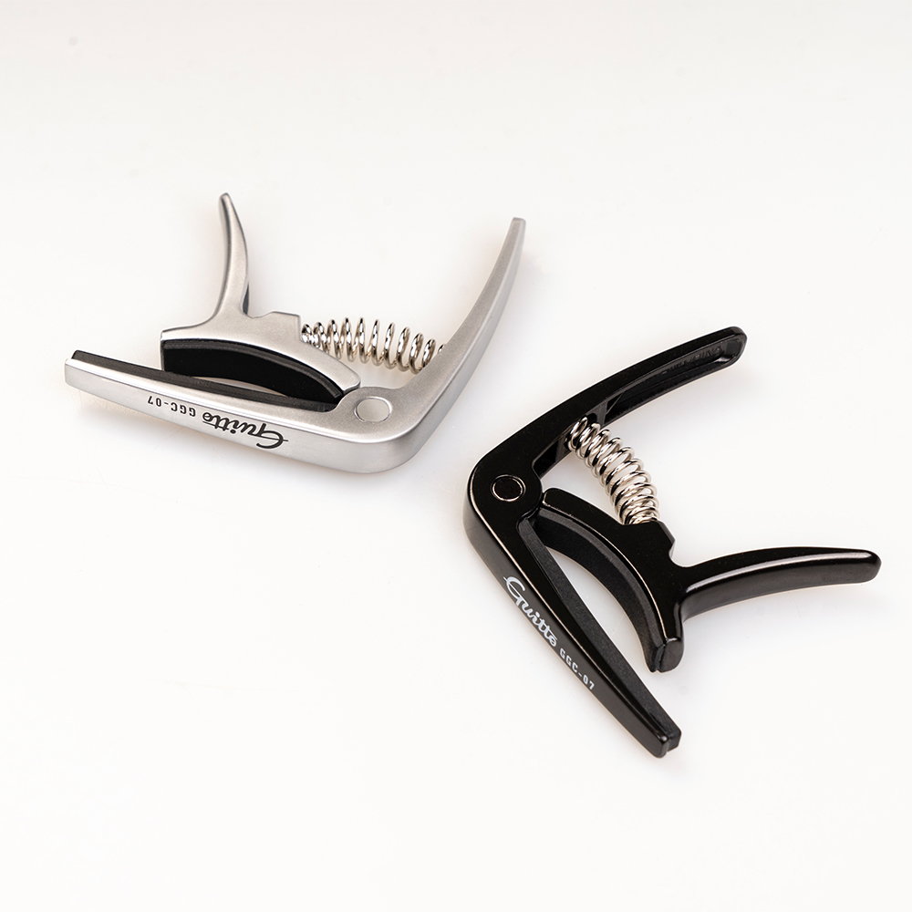 GUITTO GGC-07 Ukulele Capo Qui - Musical Instrument Note recensione e prezzo